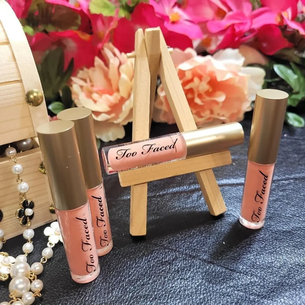 New Too Faced Lip Gloss - Naked Dolly
